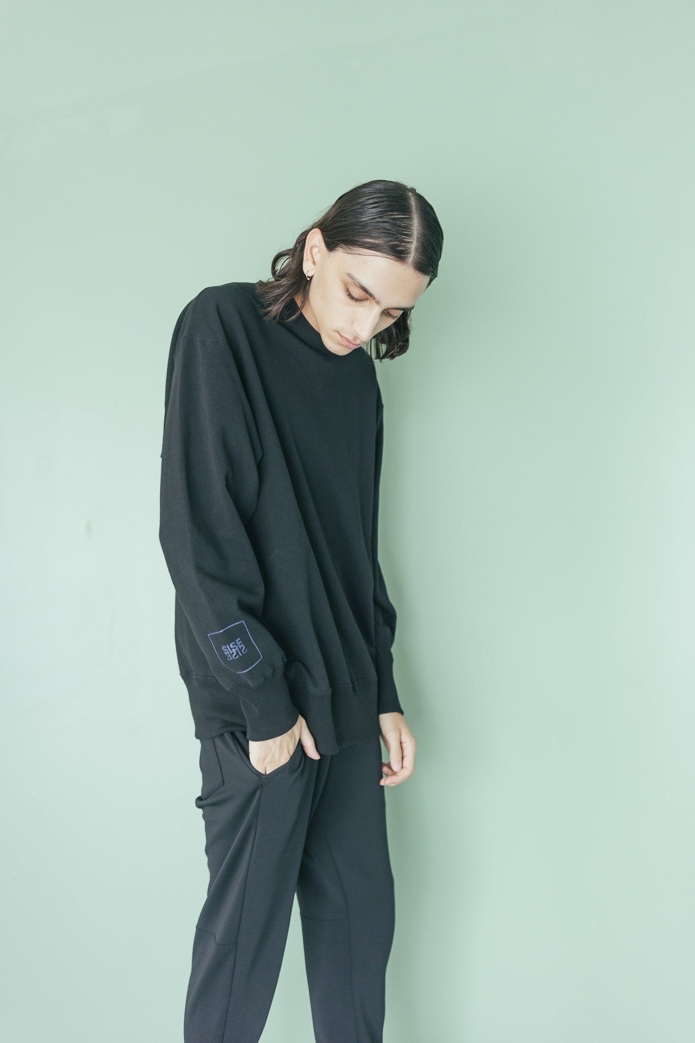 24SS CREW SWEAT (BLACK)