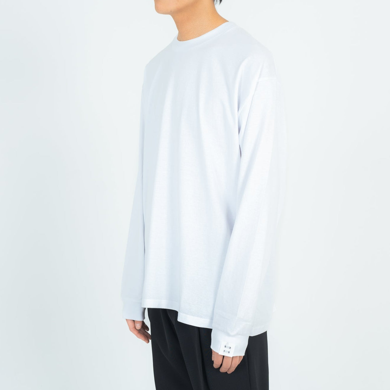 BACK TAPE LONG T-SHIRTS (WHITE)