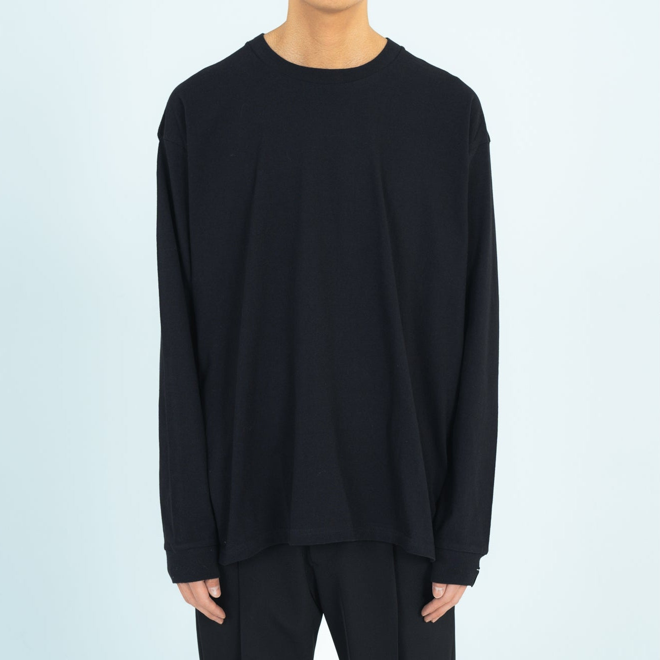 BACK TAPE LONG T-SHIRTS (BLACK)