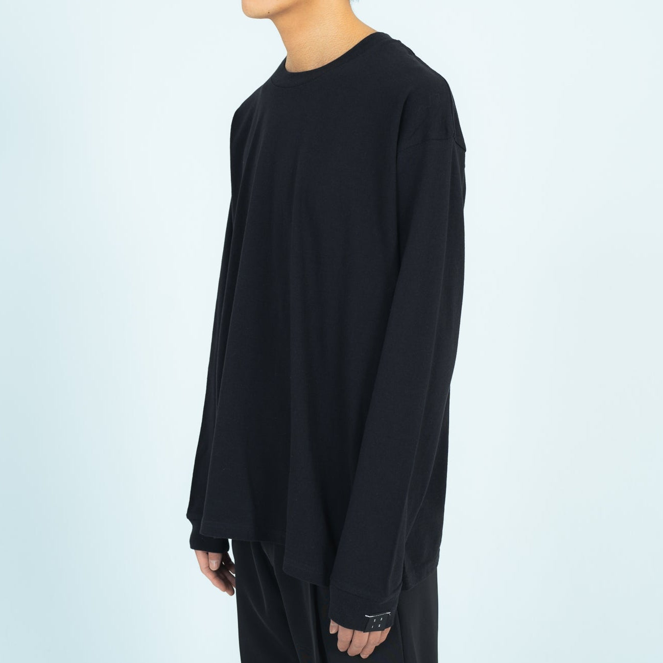 BACK TAPE LONG T-SHIRTS (BLACK)