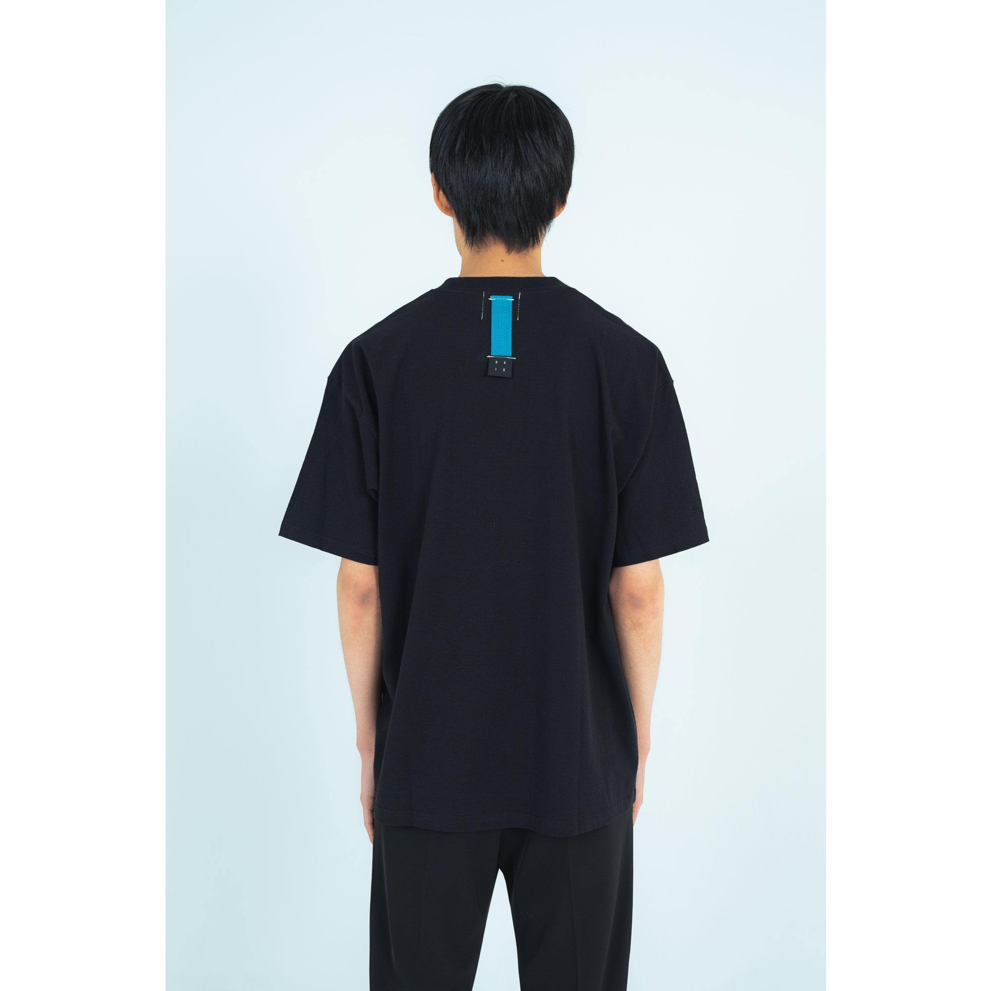 BACK TAPE T-SHIRTS (BLACK)