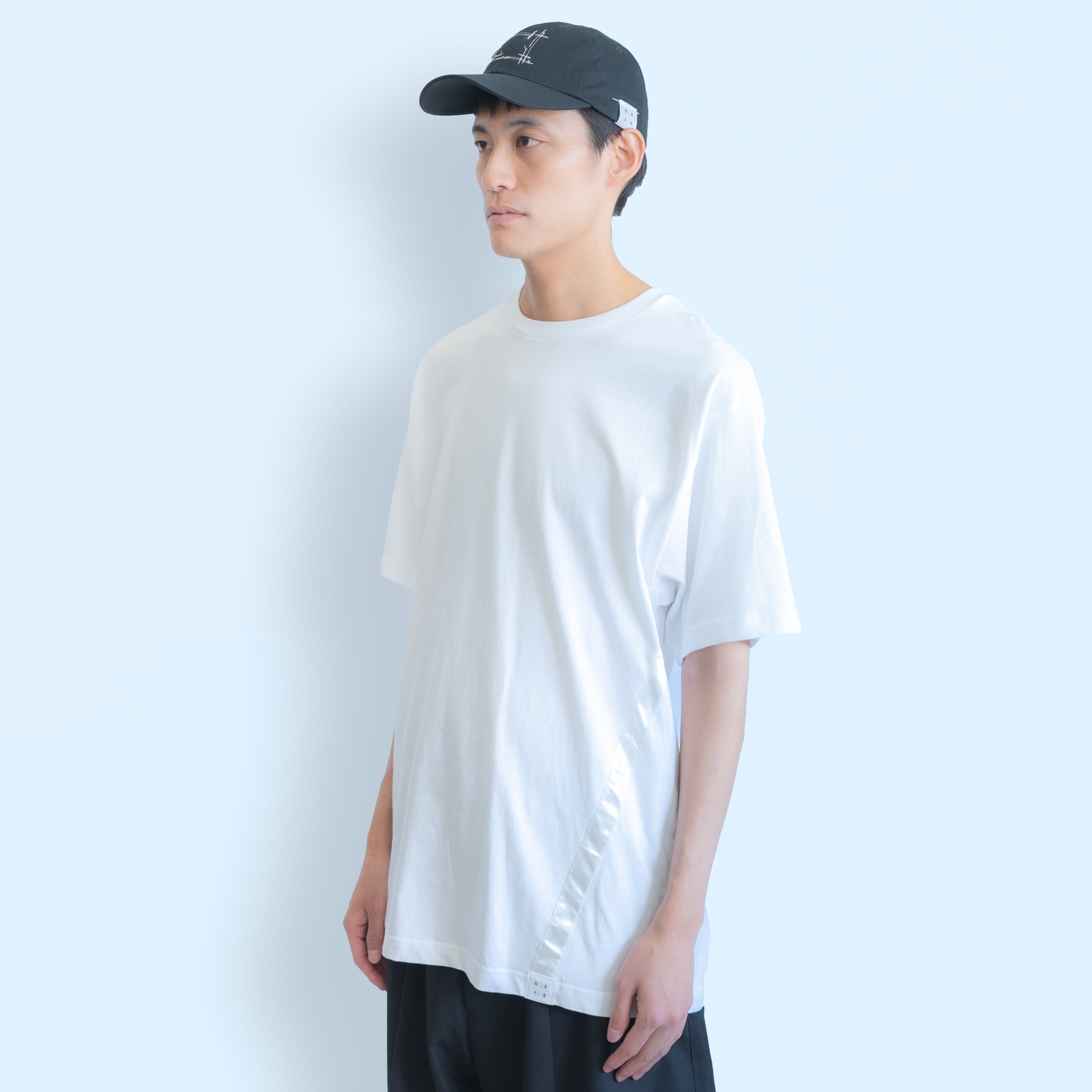 LINE T-SHIRTS (WHITE)