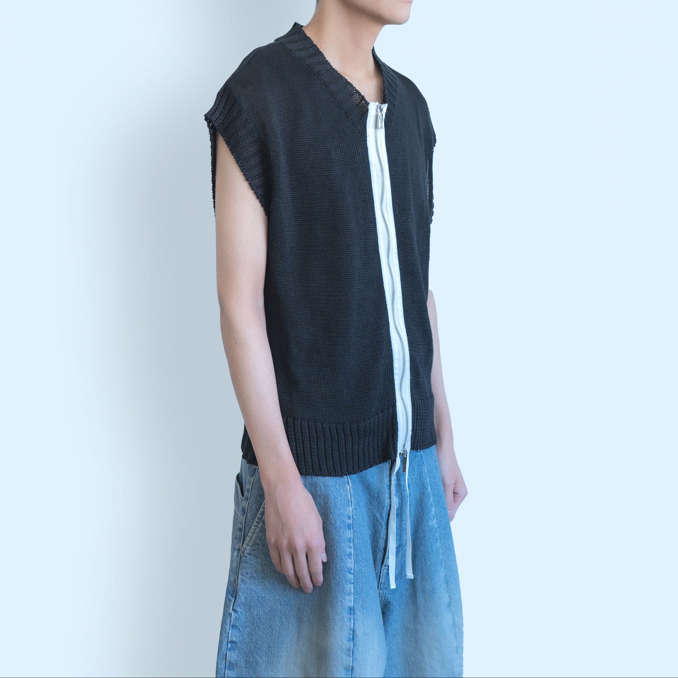 26SS KNIT ZIP UP VEST (BLACK)