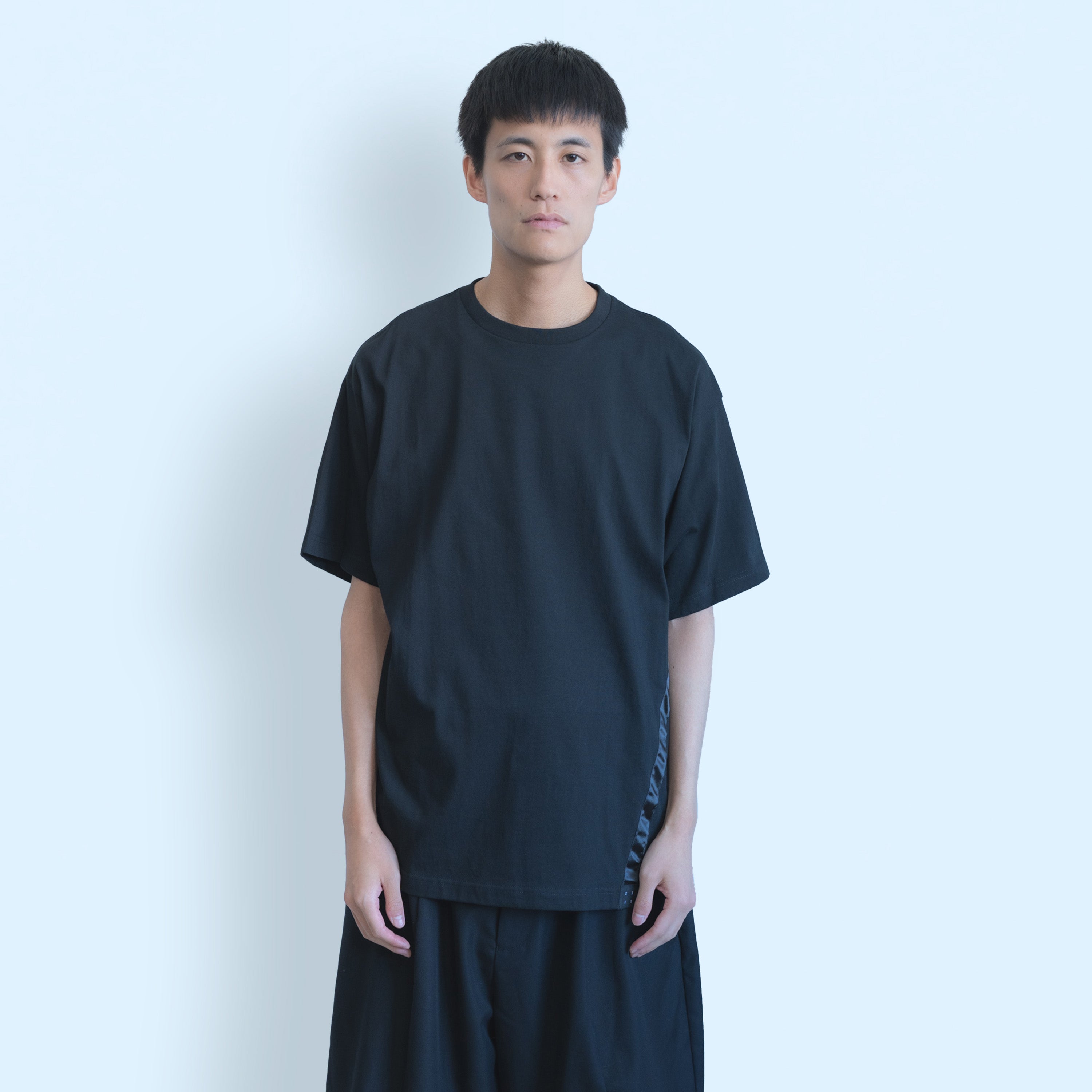 LINE T-SHIRTS (BLACK)