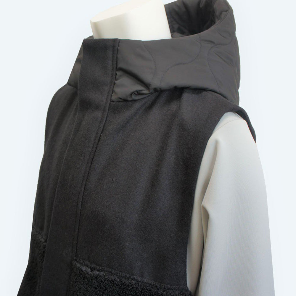 22AW HOODIE VEST (black)