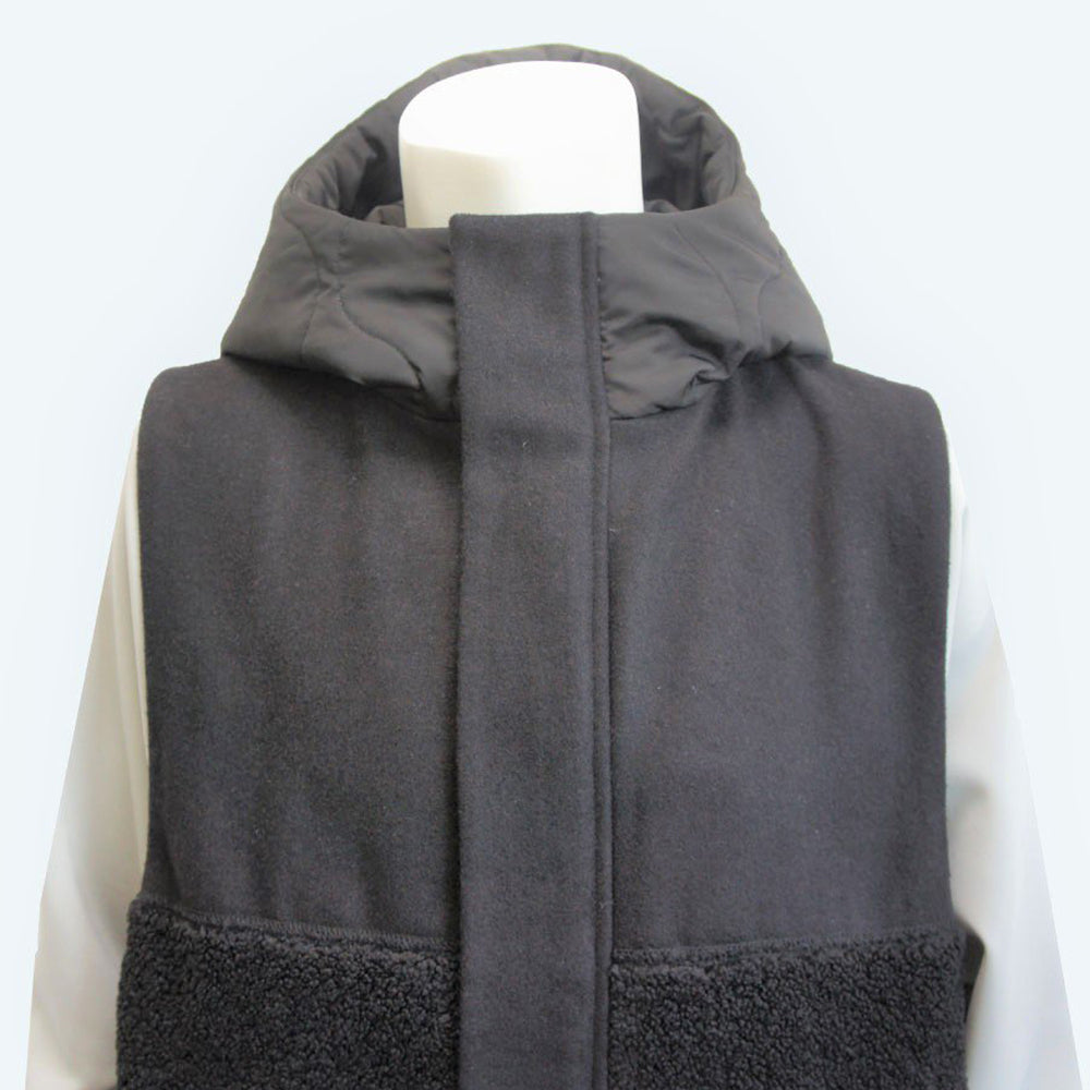 22AW HOODIE VEST (black)