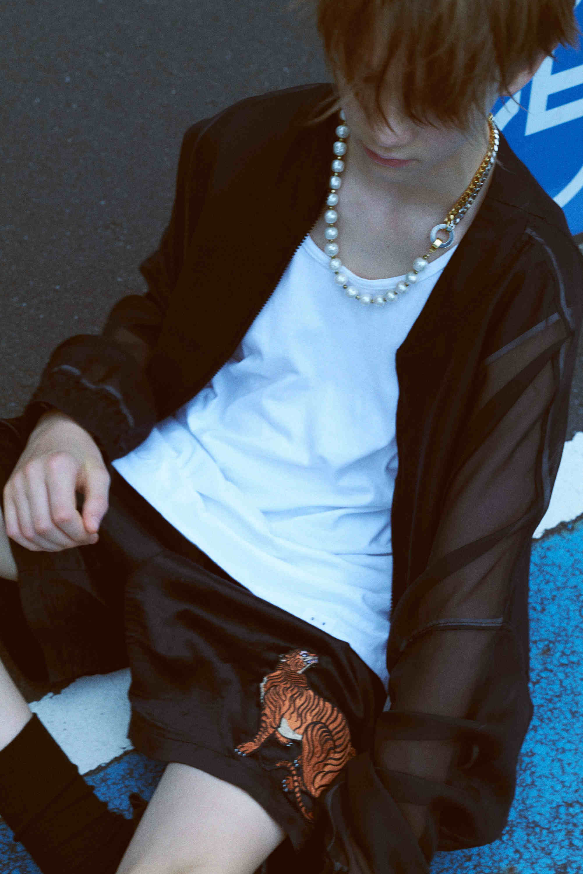 FAKE PEARL NECKLACE