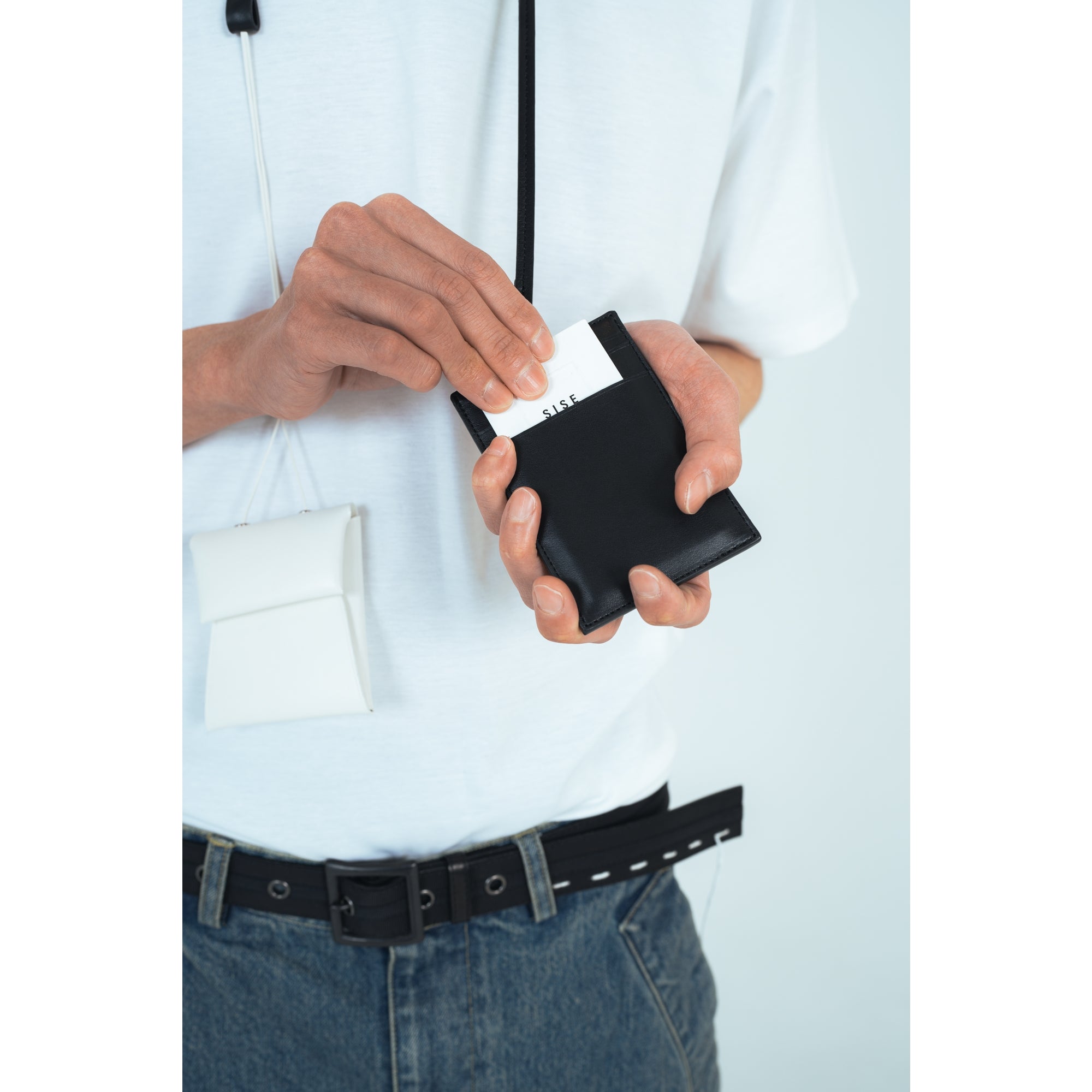 【UNKNOWN PRODUCTS x SISE】 COLLABORATION SMALL LEATHER GOODS (BLACK/WHITE)