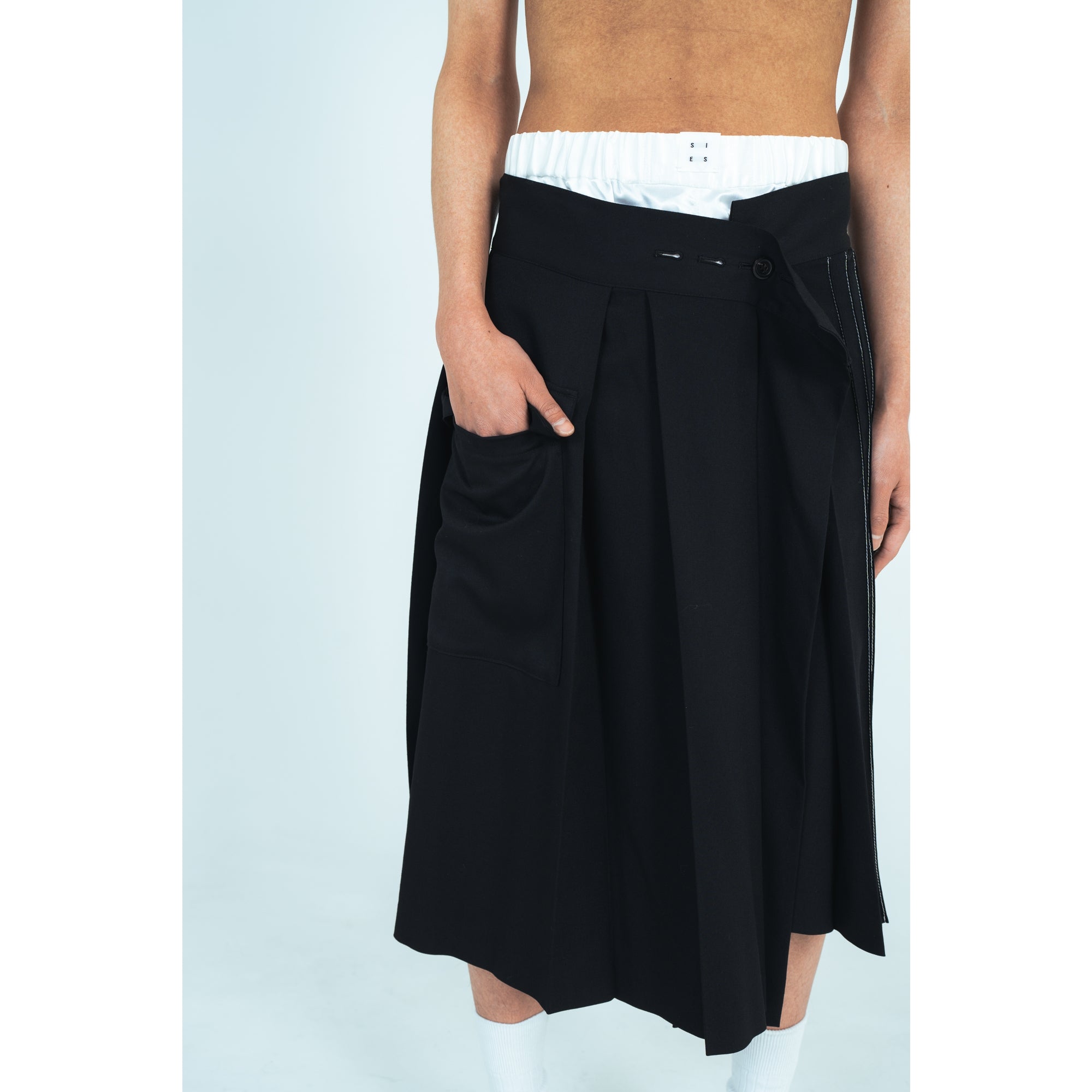 25AW WRAP SKIRT (BLACK)
