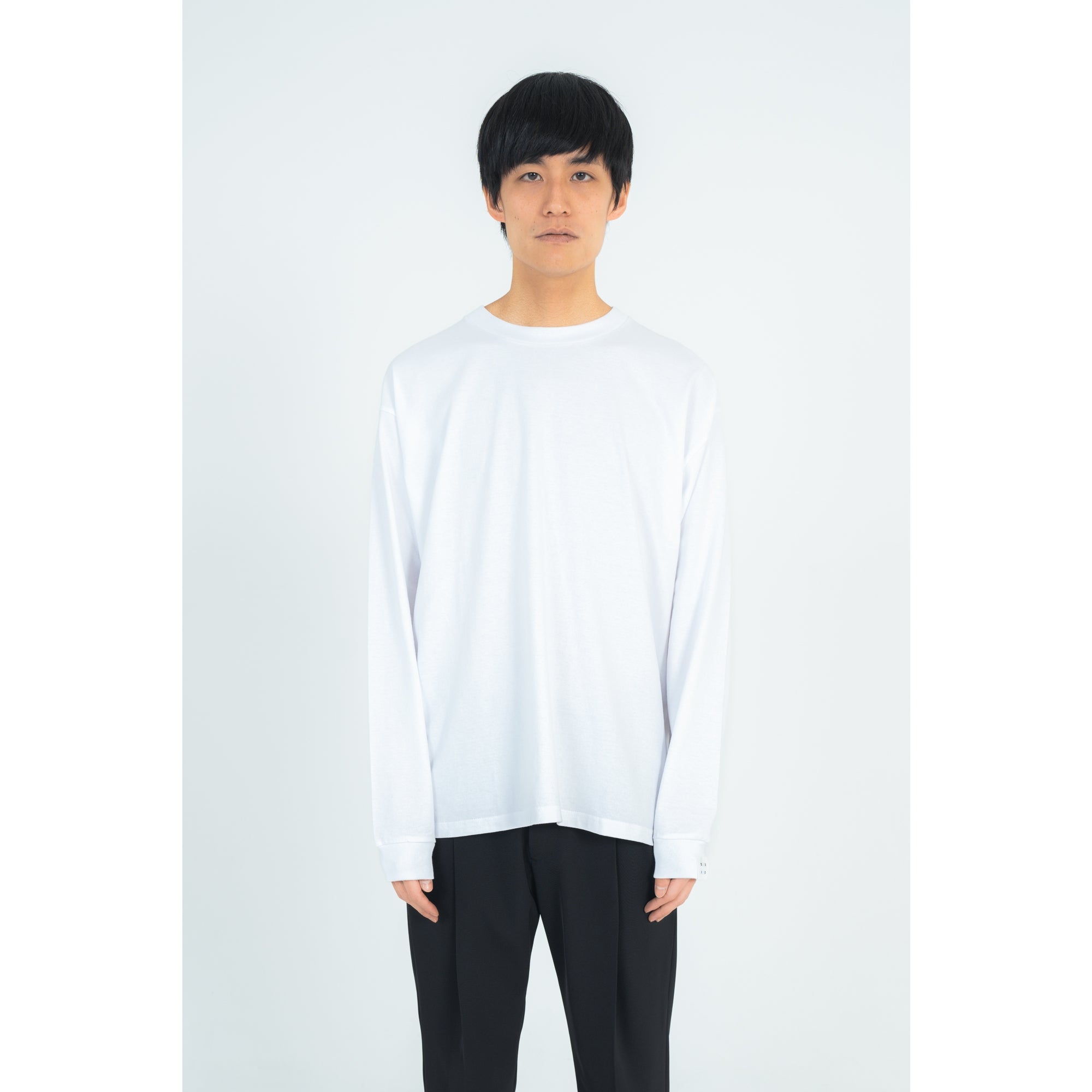 BACK TAPE LONG T-SHIRTS (WHITE)