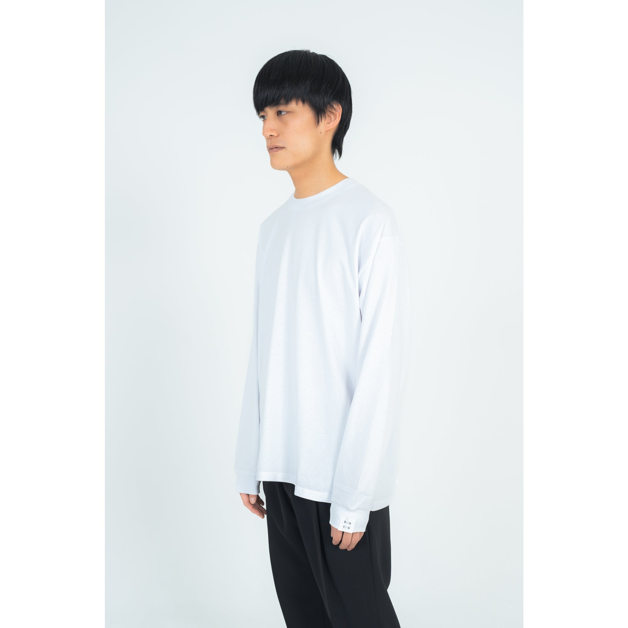 BACK TAPE LONG T-SHIRTS (WHITE)