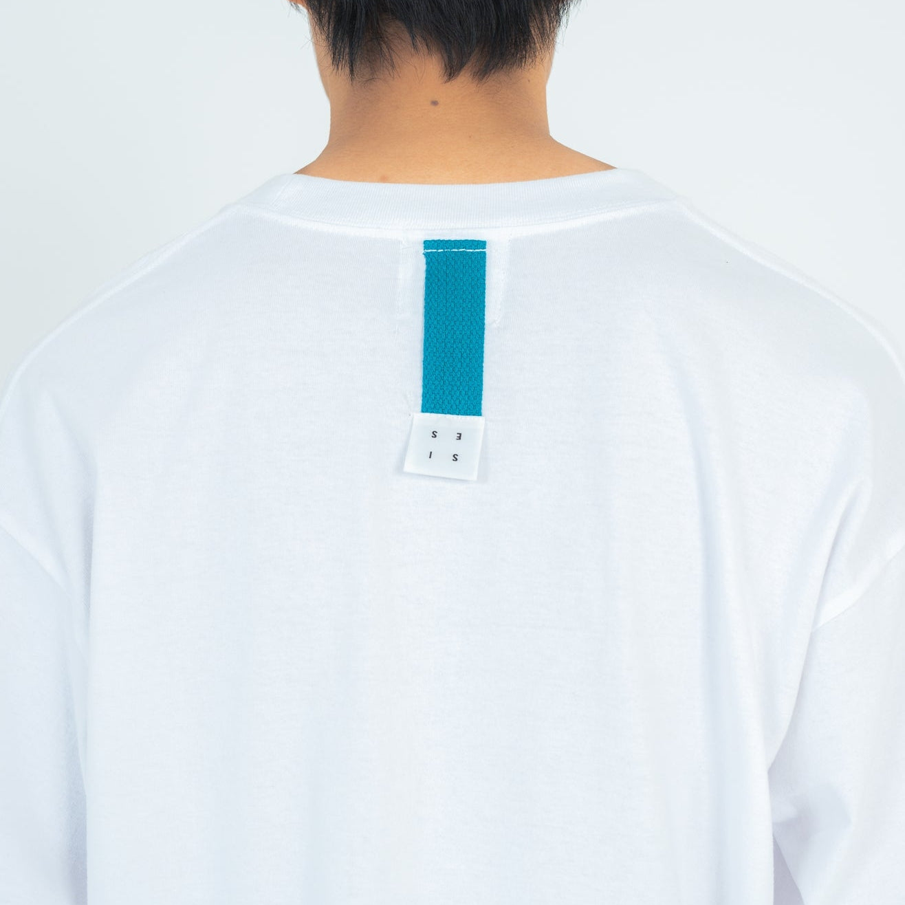 BACK TAPE LONG T-SHIRTS (WHITE)