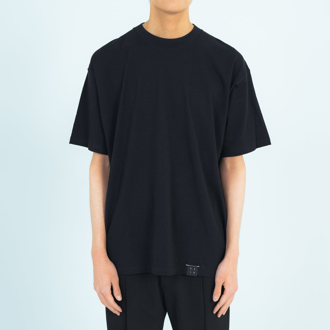 BACK TAPE T-SHIRTS (BLACK)
