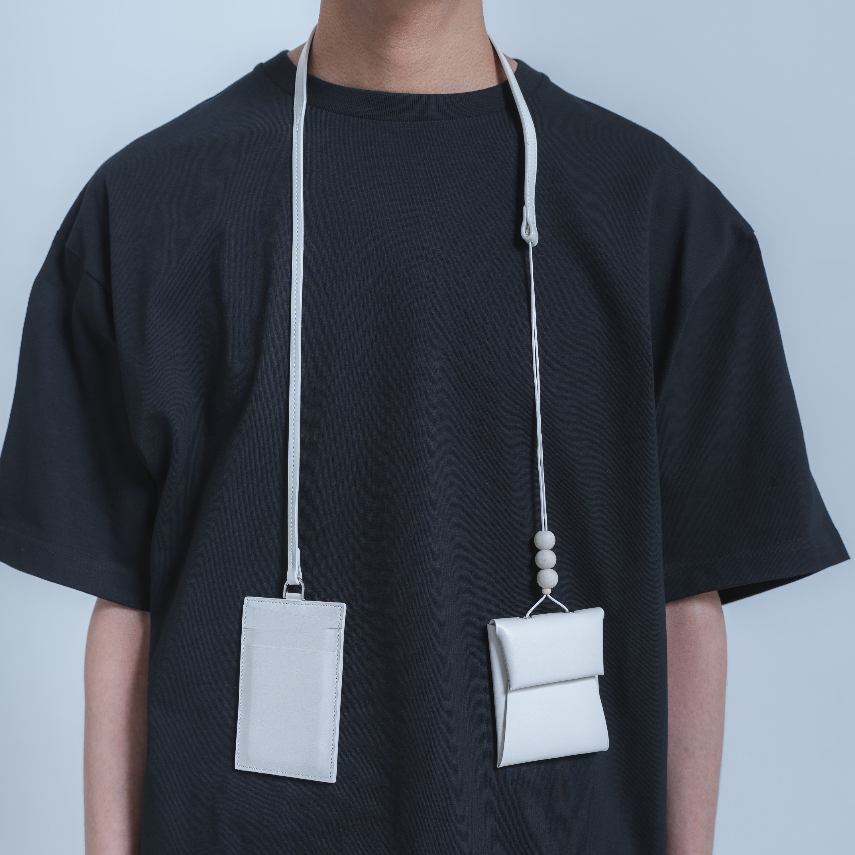 【UNKNOWN PRODUCTS x SISE】 COLLABORATION SMALL LEATHER GOODS (WHITE/WHITE)【オンライン限定カラー】