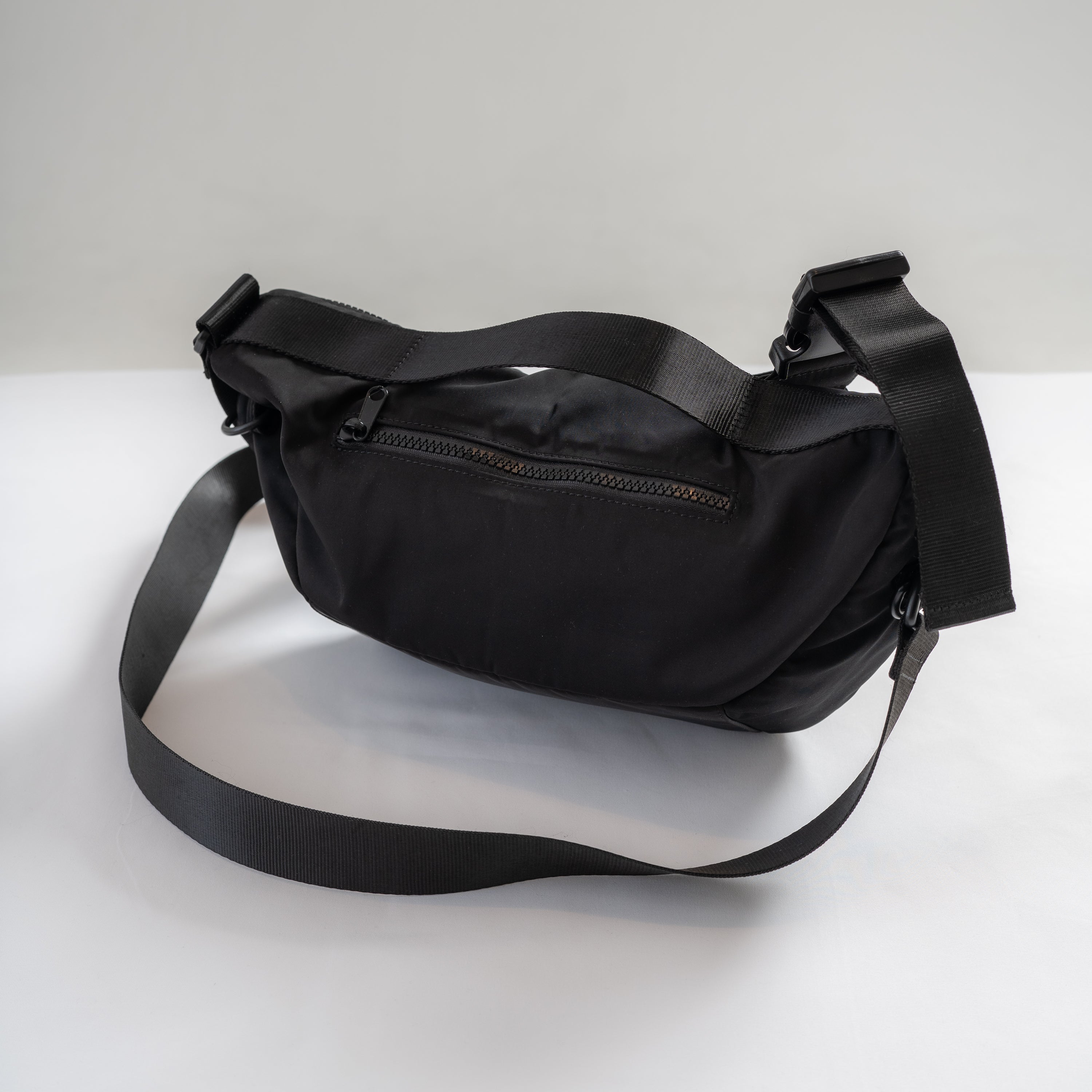 BODY BAG (BLACK)
