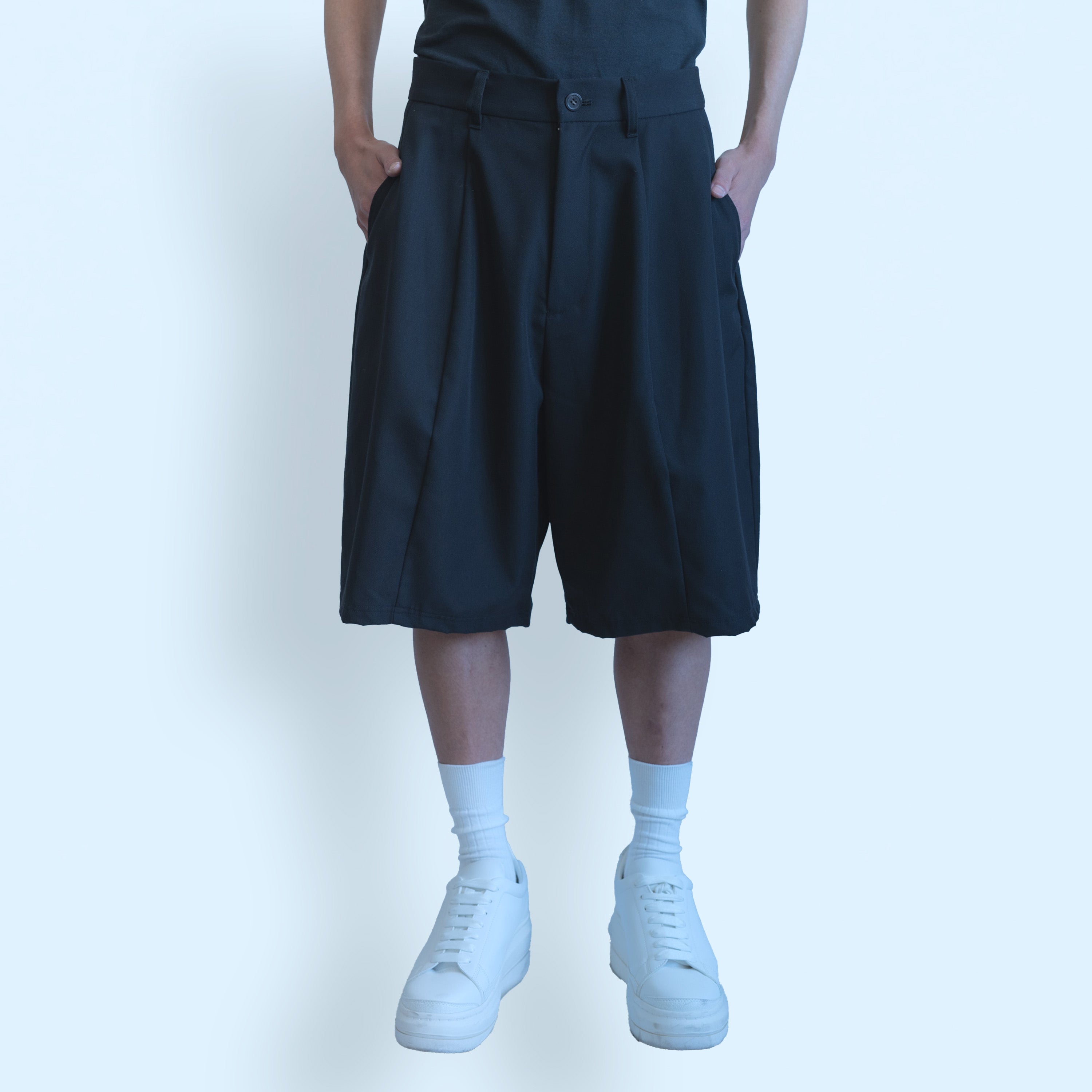26SS WOOL BARREL HALF PANTS (BLACK)