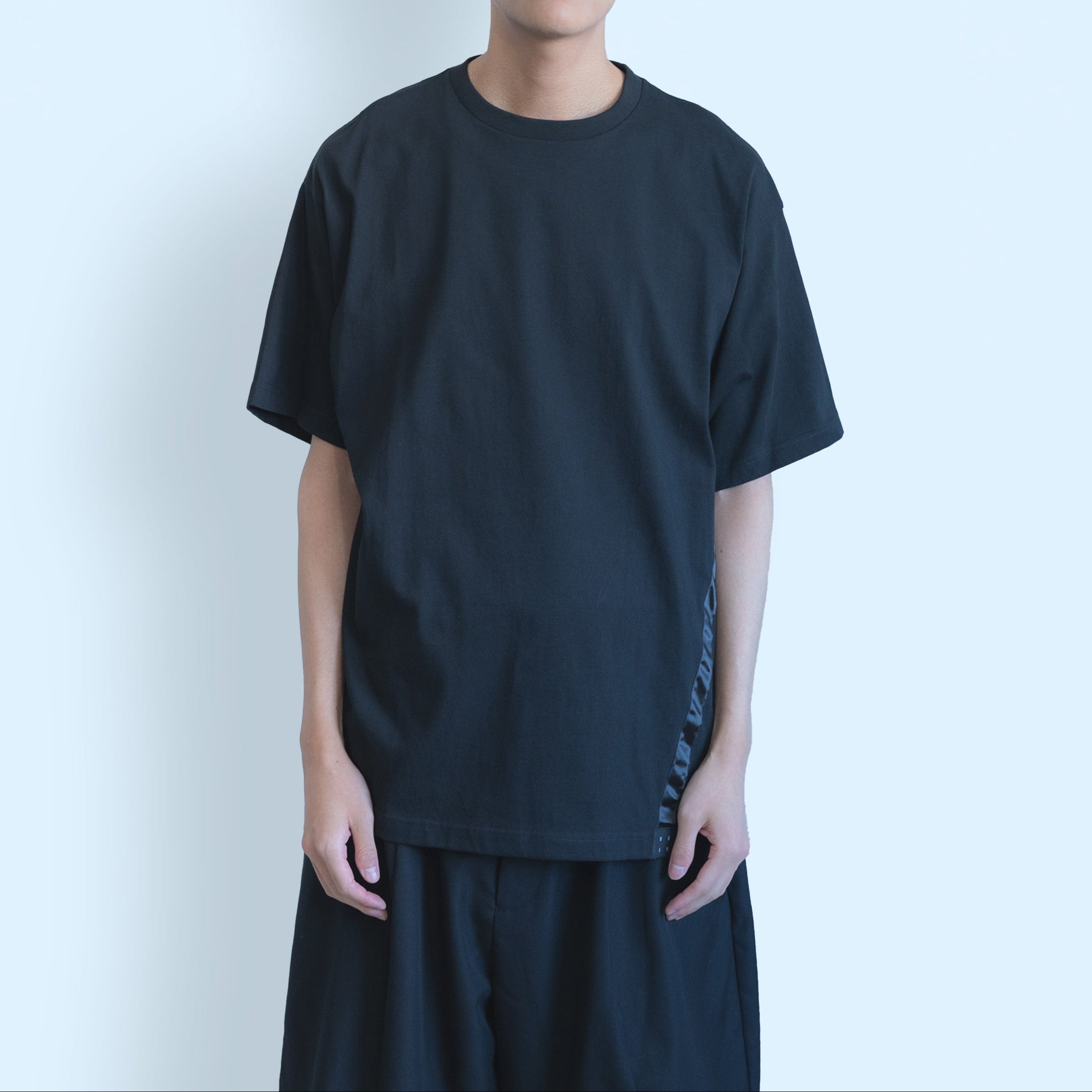 LINE T-SHIRTS (BLACK)